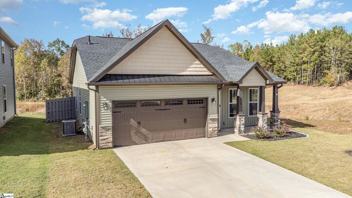 Property Photo: 350 River Trace Loop SC 29680