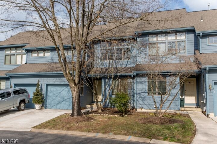 Property Photo: 9 Sturbridge Ct NJ 08530
