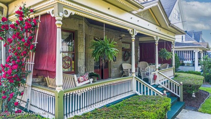 Property Photo: 1012 Sunset Street PA 18509