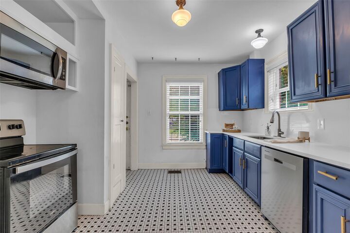 2302 Blodgett Street 1-4  Houston TX 77004 photo