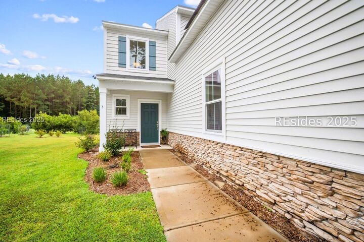 Property Photo: 5 Woodland Court SC 29910