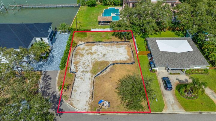 Property Photo: 8297 33rd Avenue N FL 33710