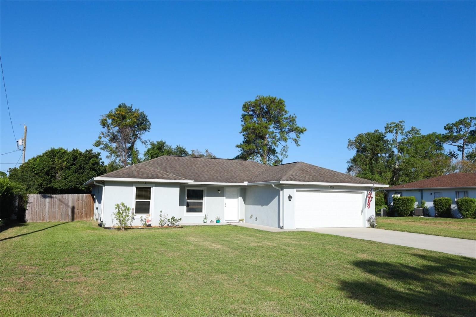 Property Photo:  1068 Mayflower Avenue  FL 32725 