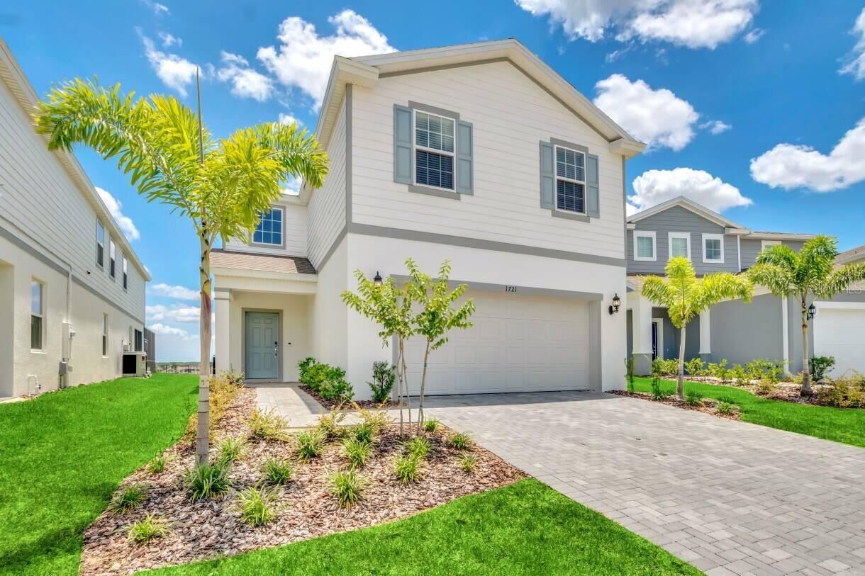 Property Photo: 1721 Kona Lane FL 33897