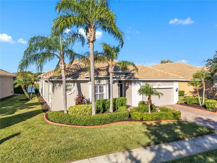 Property Photo: 6524 41st Court E FL 34243