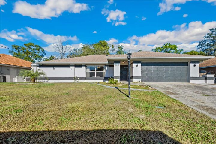 13517 Coronado Drive  Spring Hill FL 34609 photo