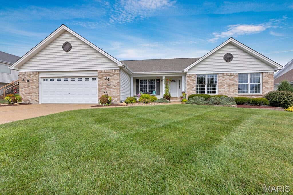Property Photo: 421 Jacobs Place Drive MO 63376