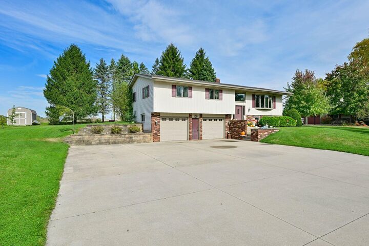 Property Photo:  W990 Kelly Dr  WI 53078 