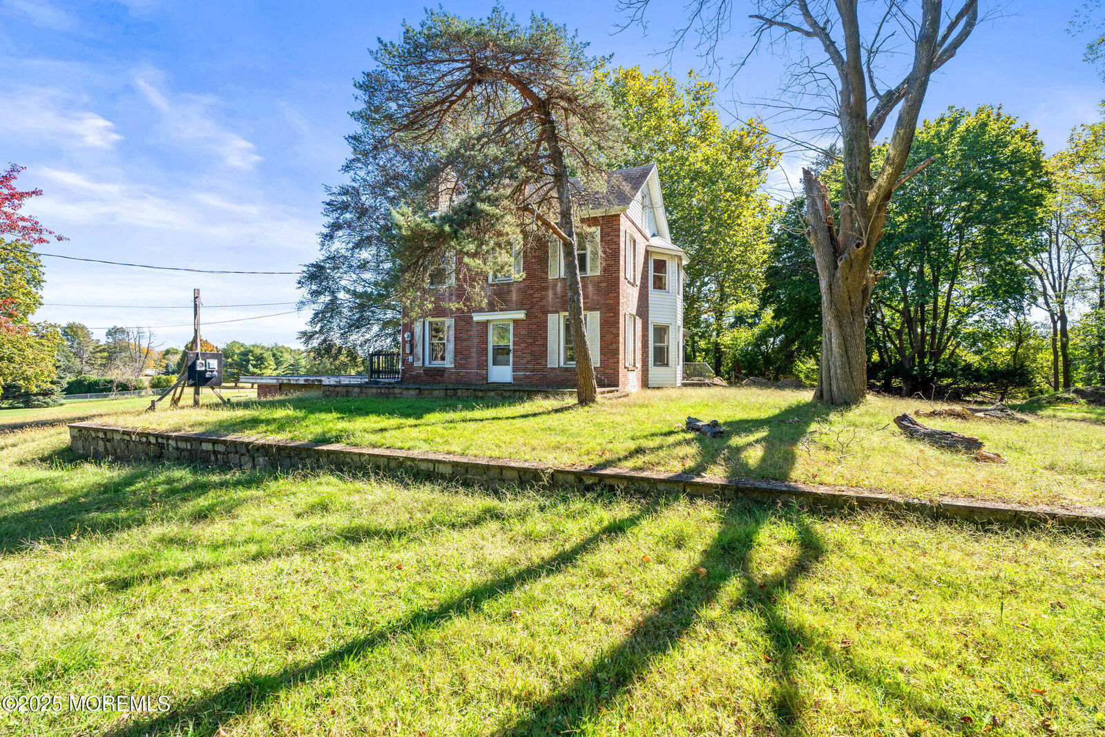 Property Photo:  74 Reynolds Drive  NJ 07724 