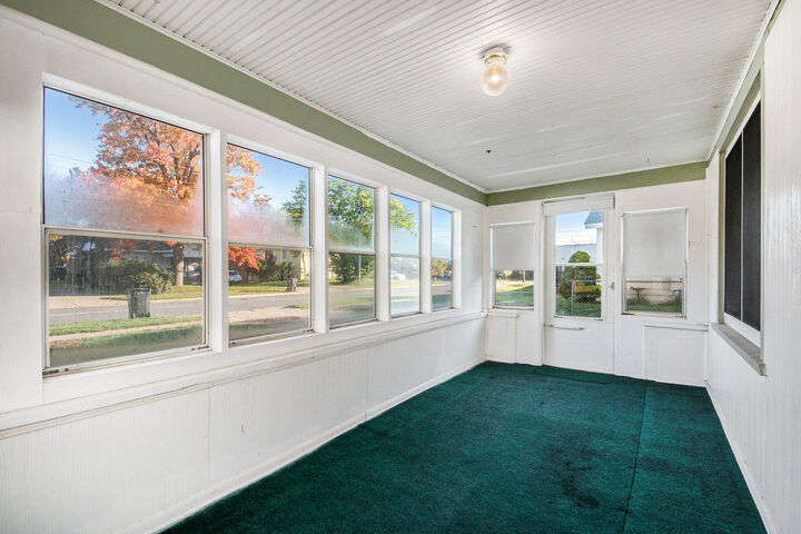 Property Photo:  148 Freedom Street SE  MI 49548