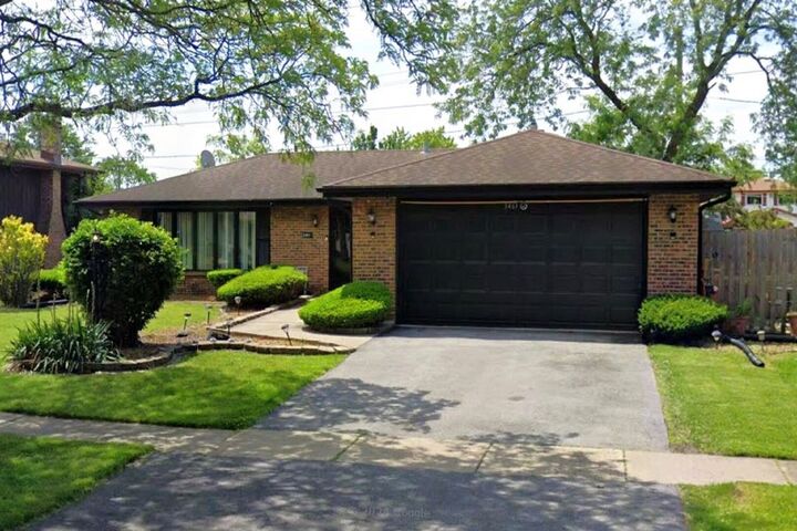 Property Photo:  3461 S Manor Drive  IL 60438 