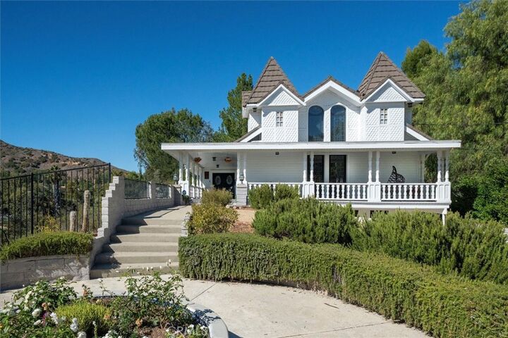 Property Photo:  28933 Wagon Road  CA 91301 