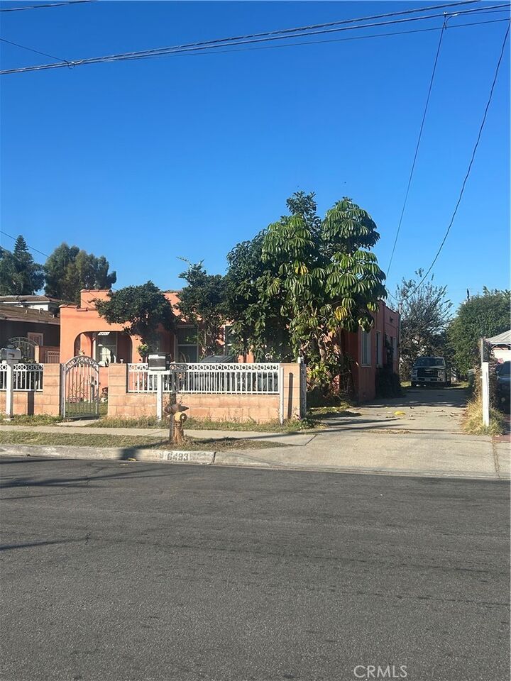 Property Photo:  6493 Kingman  CA 90621 