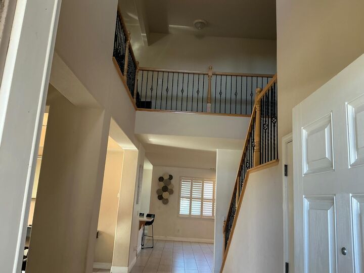 Property Photo: 5565 Havencrest Circle CA 95219