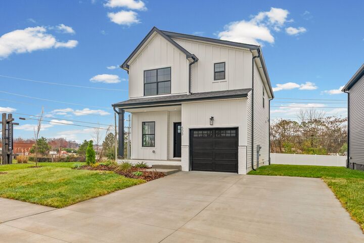 Property Photo:  1 Charleston Cove  TN 37043 