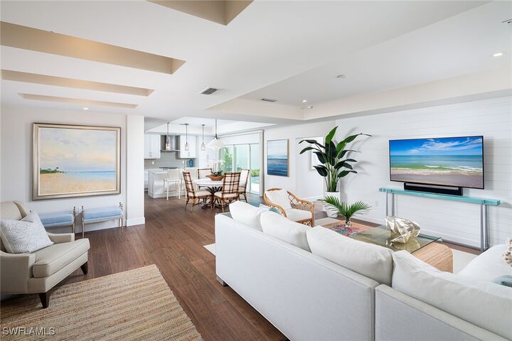 Property Photo:  4830 West Boulevard  FL 34103 