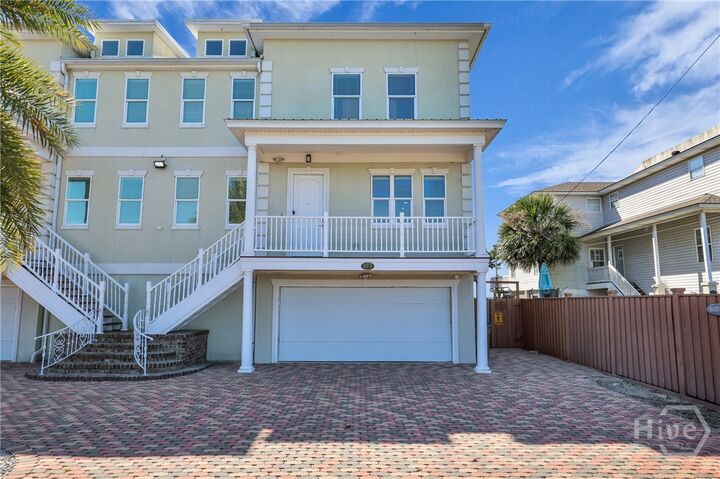 Property Photo:  605 6th Street A  GA 31328 