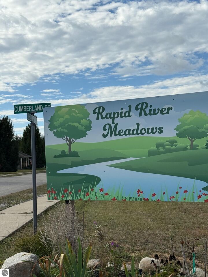 Property Photo: 9534 Chippewa Drive MI 49659