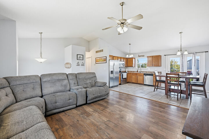 Property Photo: 604 Astoria Court KY 41051