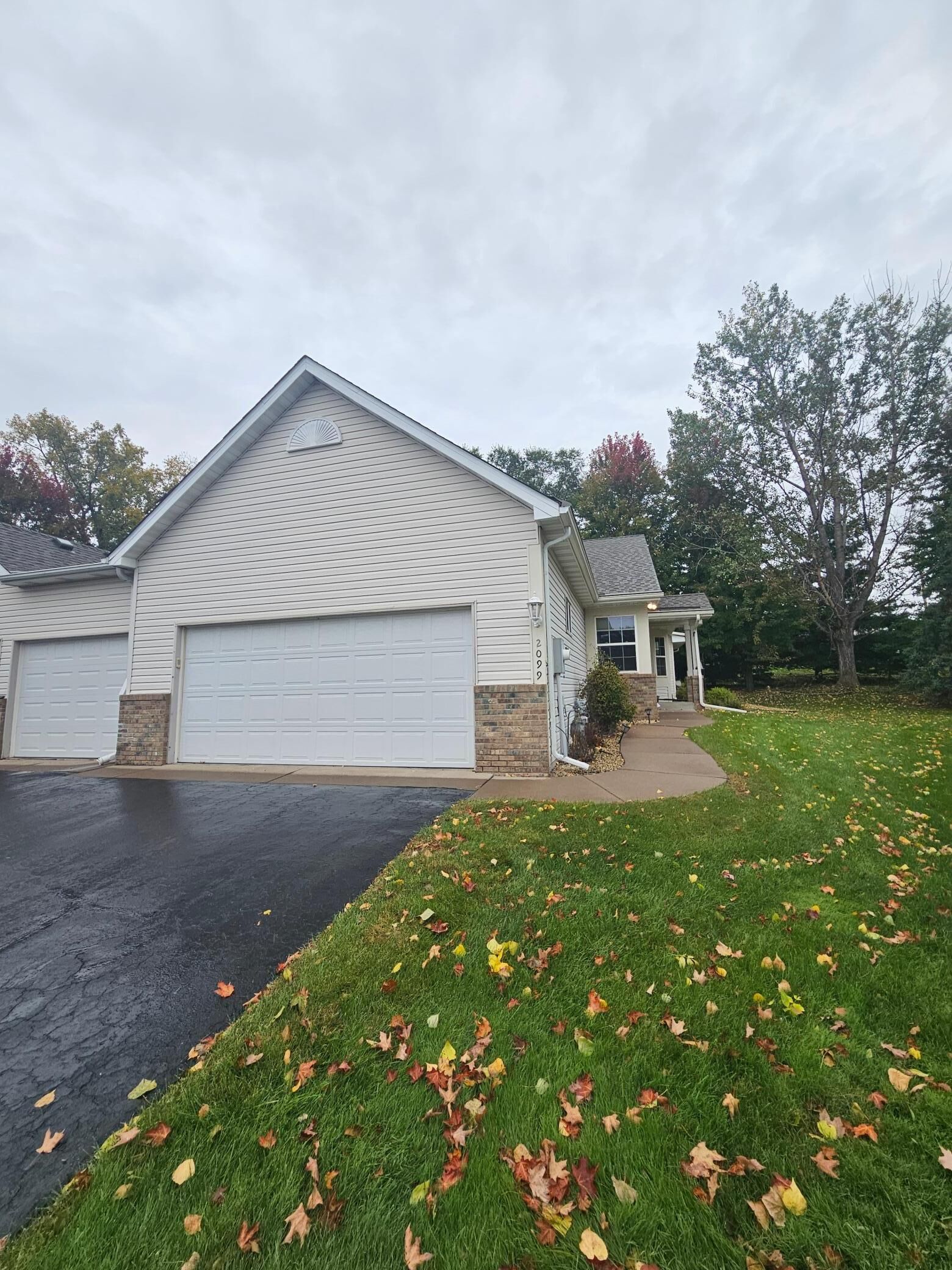 Property Photo: 2099 Albemarle Court N MN 55113