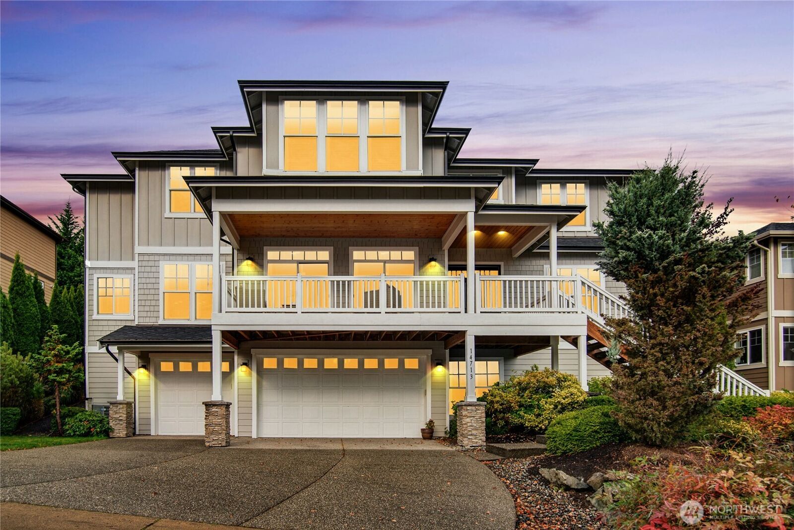 Property Photo: 14713 98th Avenue NE WA 98011
