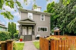 Property Photo:  3624  Whitman Avenue N 4  WA 98103 