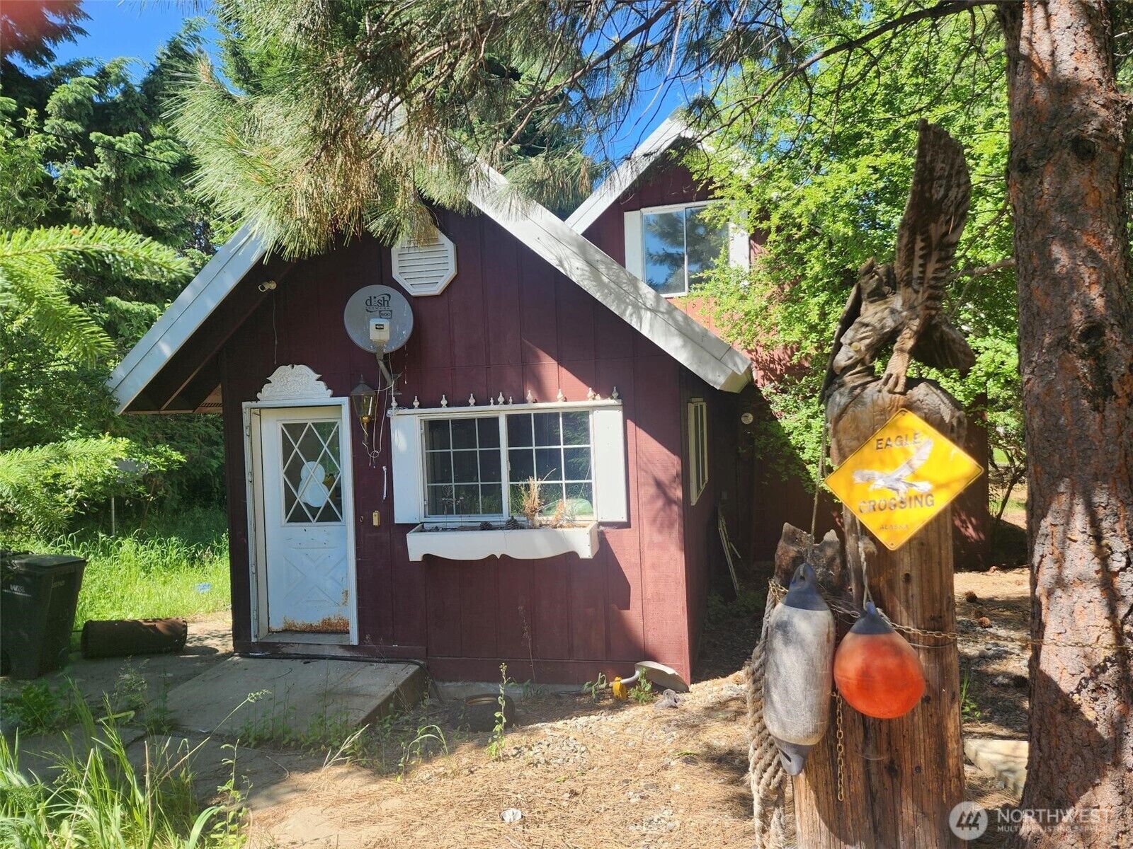 Property Photo:  1911  Hundley Road  WA 98922 