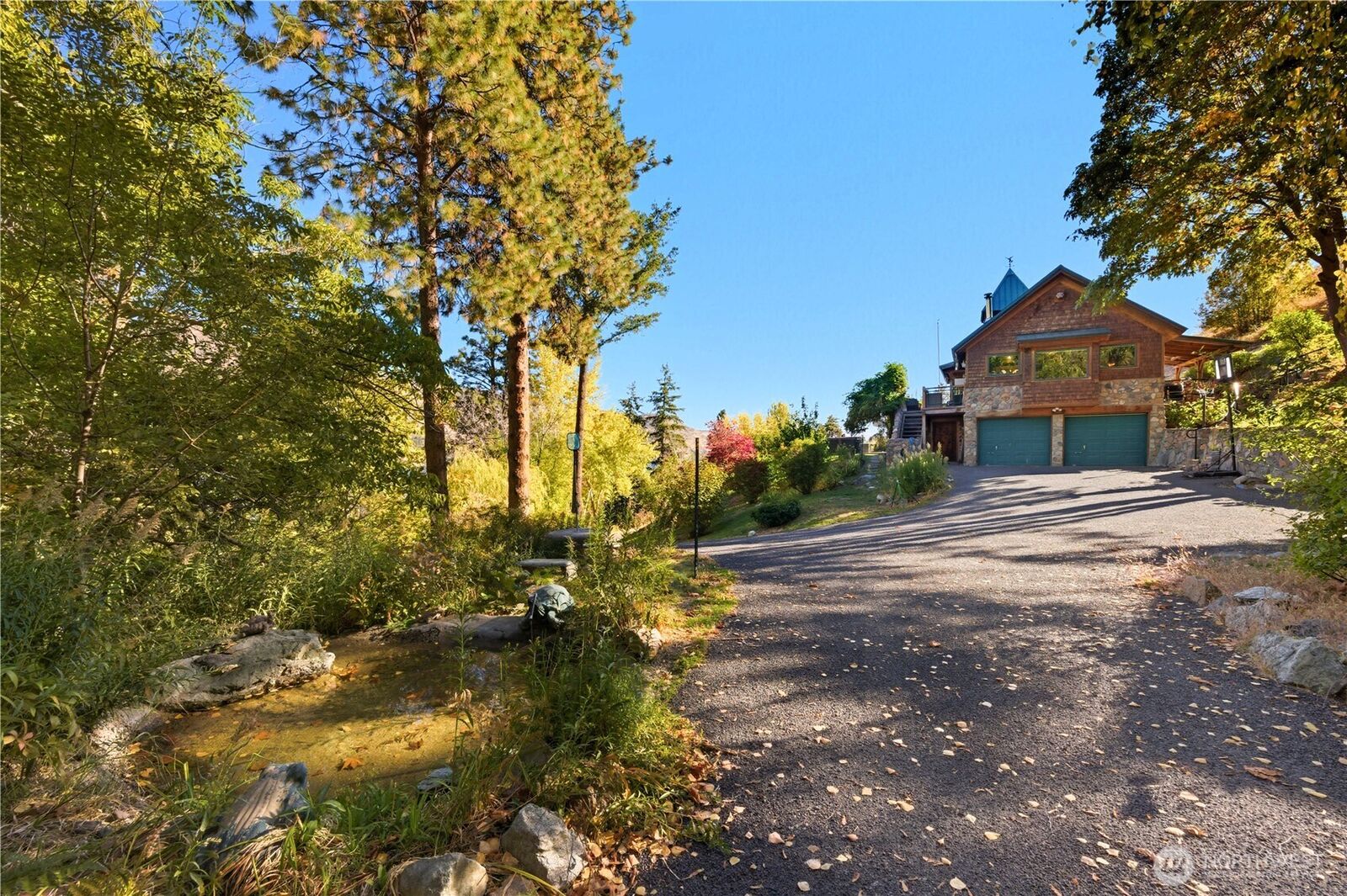 Property Photo: 16495 S Lakeshore Road WA 98816