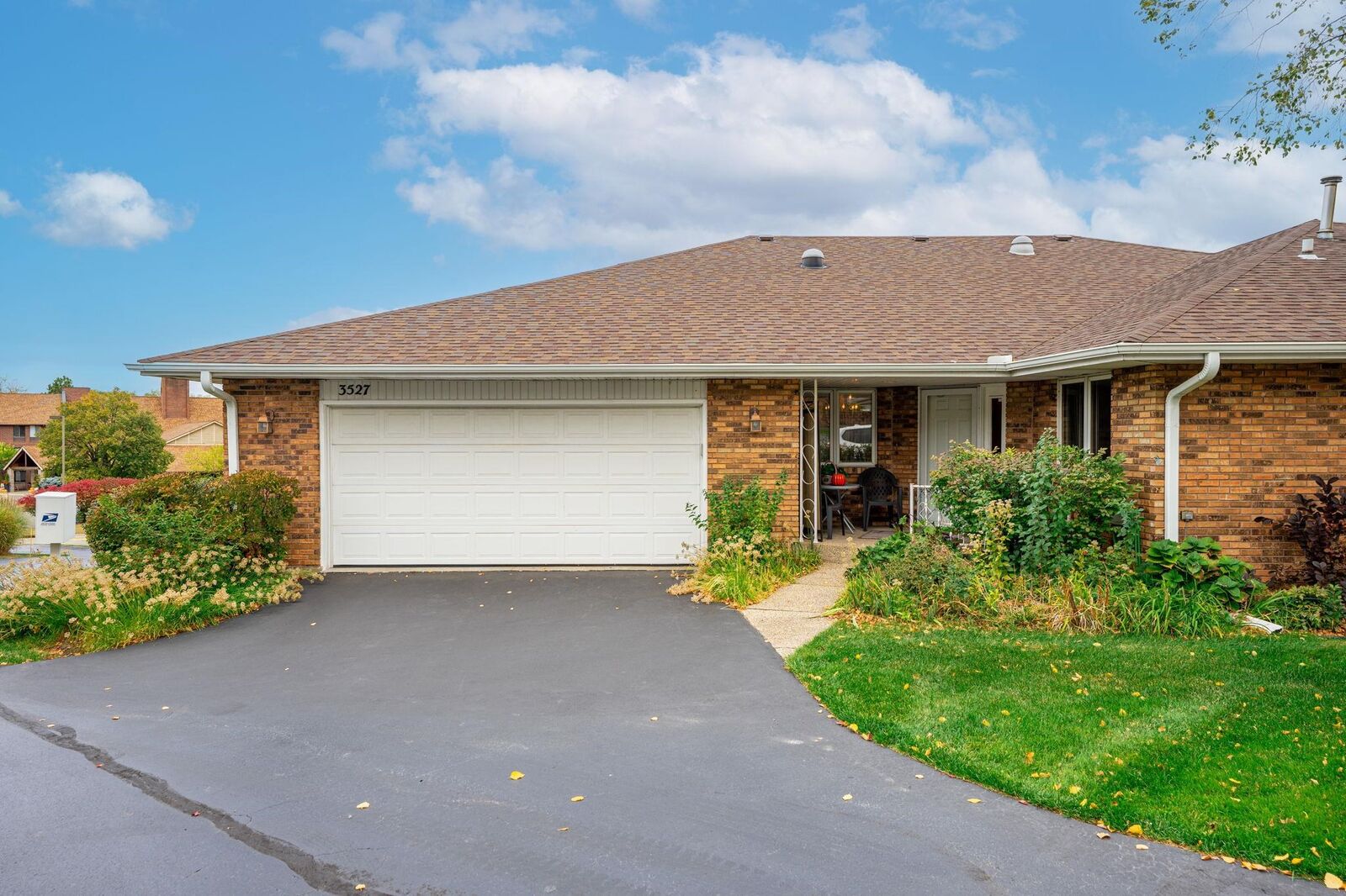 Property Photo:  3527 Inglenook Lane  IL 61114 