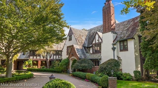 931 Vaughan Road  Bloomfield Hills MI 48304 photo