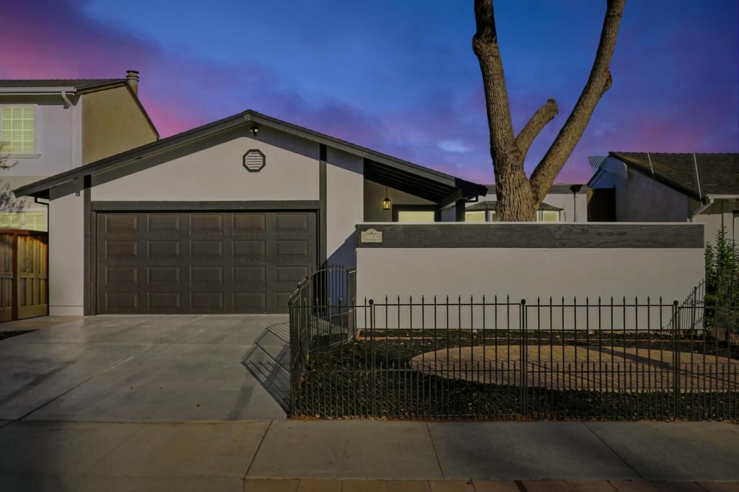 Property Photo: 1189 Oakview Road CA 95121