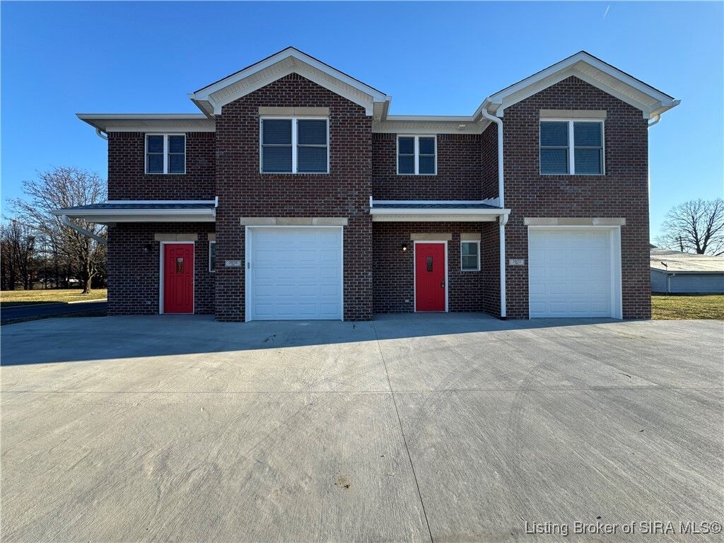 Property Photo:  2020 N Greentree Boulevard  IN 47129 