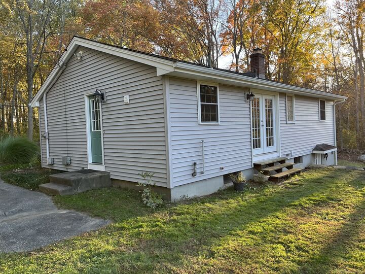 Property Photo: 471 Goose Lane CT 06238