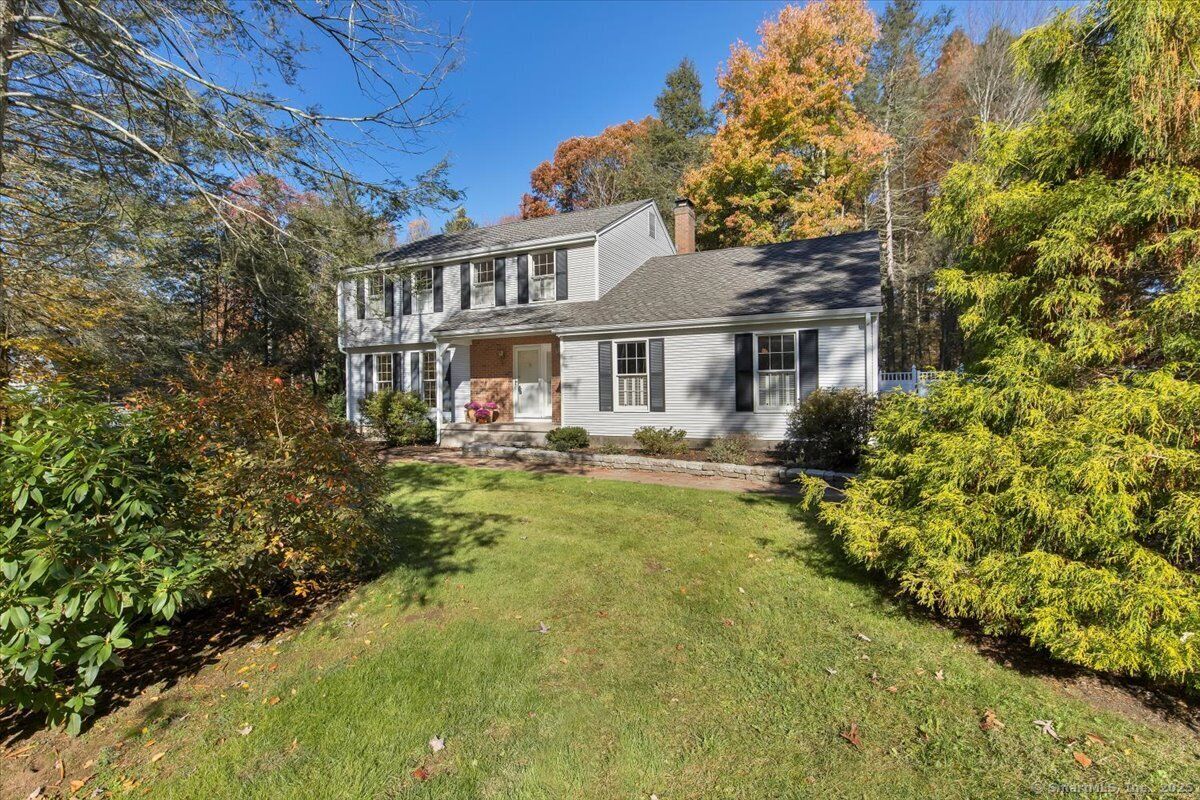 Property Photo:  59 Hunting Hills Drive  CT 06489