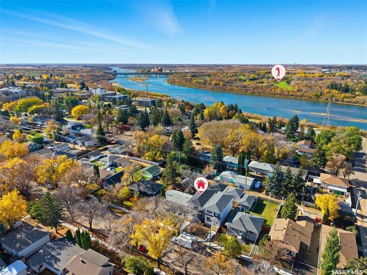 Property Photo: 1914 Herman Avenue SK S7M 0M8