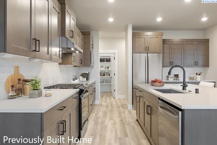 Property Photo:  5713 Rd. 122  WA 99301