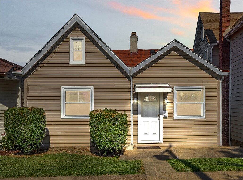 Property Photo: 605 Pittsburgh St PA 15035
