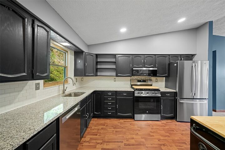 Property Photo: 103 Buckhill Rd PA 15237