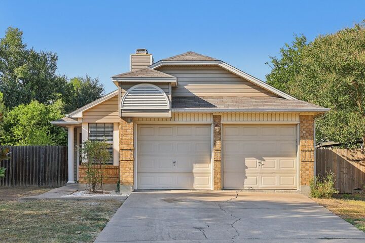 Property Photo: 12336 Little Emily Way TX 78753