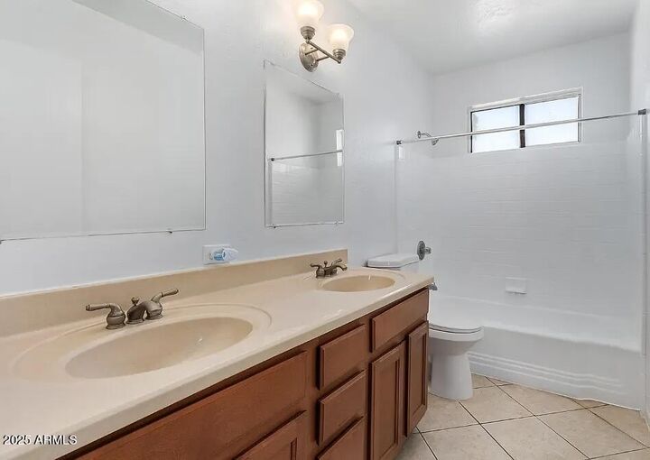 Property Photo:  1372 W 15th Street  AZ 85281 