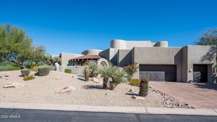 Property Photo:  10918 E Sutherland Way  AZ 85262