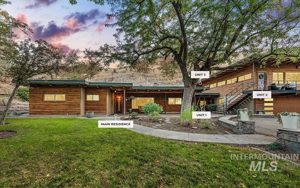 Property Photo:  4480 N Kitsap Way  ID 83703