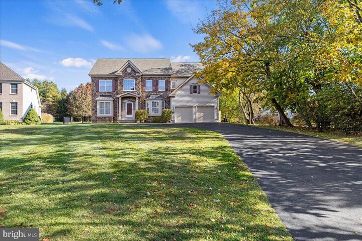 Property Photo:  30 Tamar Court  NJ 08648