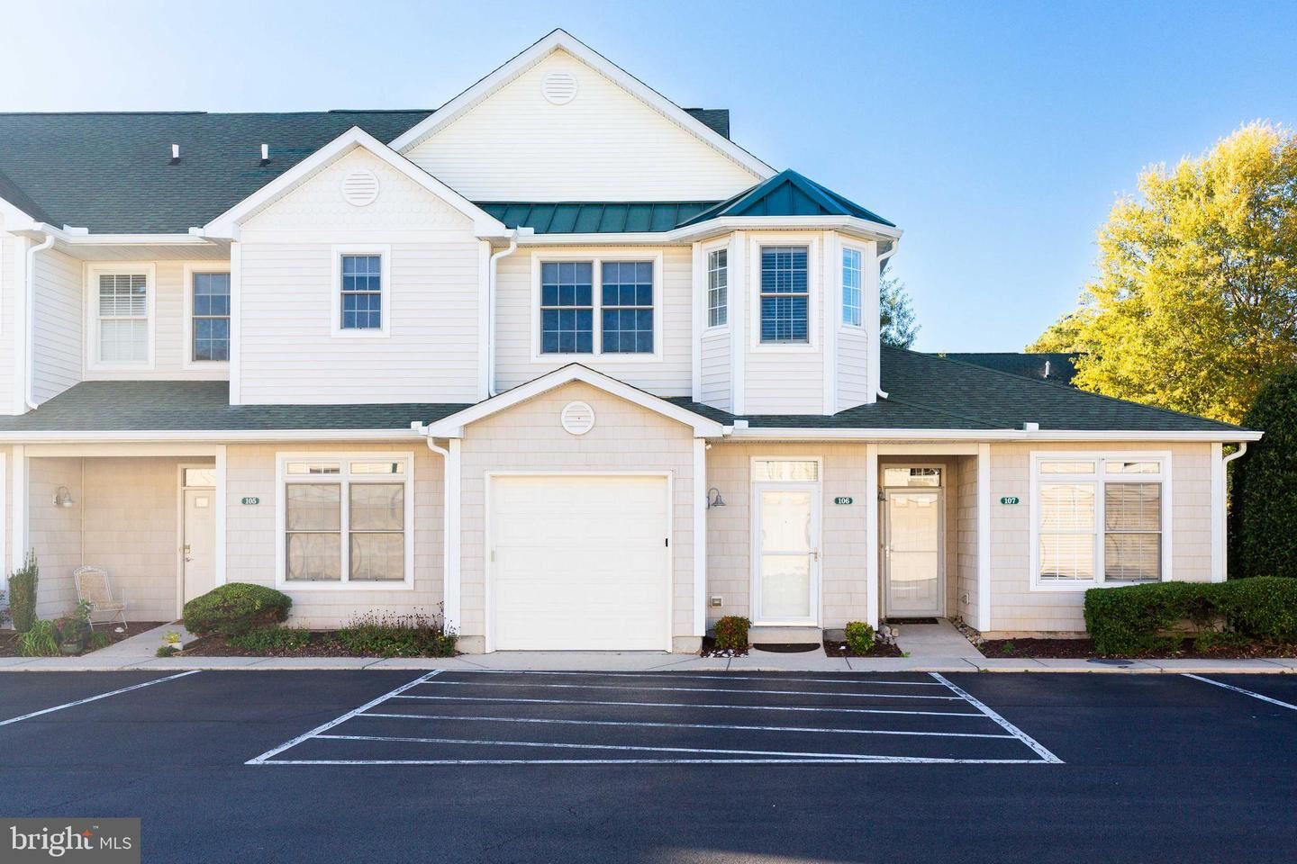 Property Photo: 19967 Sandy Bottom Circle 106 DE 19971