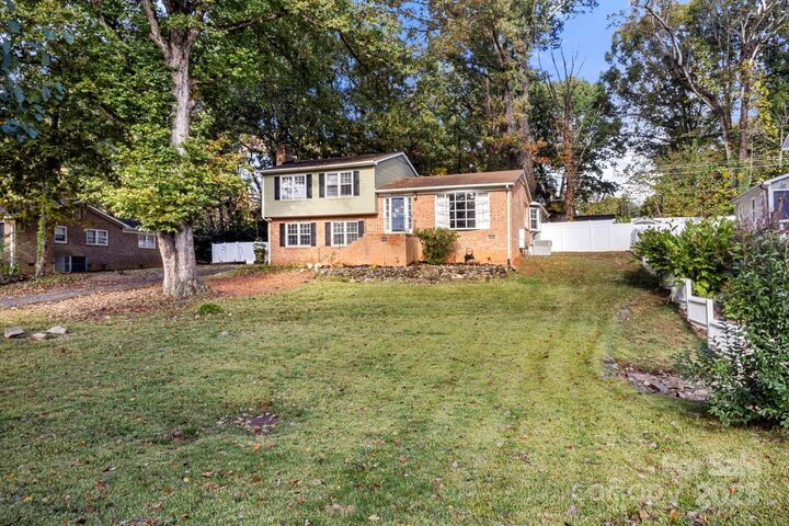 Property Photo: 893 Ragin Lane SC 29732