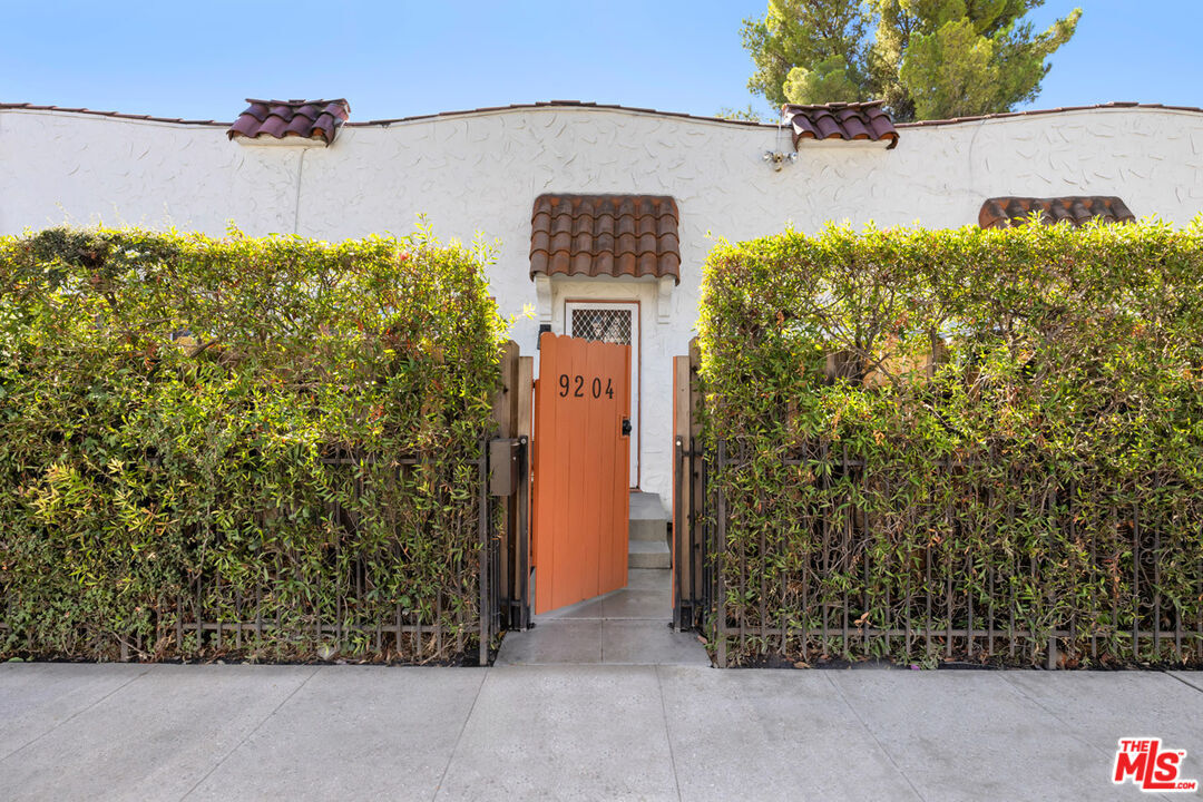 Property Photo:  9204 National Blvd  CA 90034