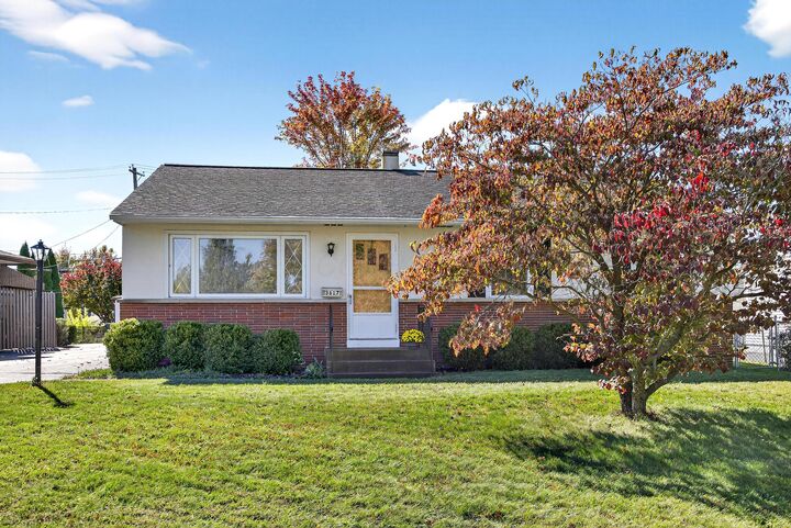 Property Photo: 3617 Heywood Drive OH 43026