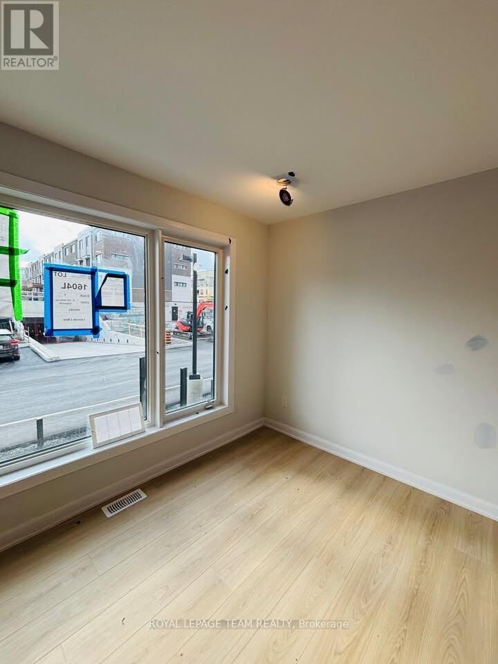 Photo de la propriété: 101 Glenroy Gilbert Drive 9 ON K2J 5G3