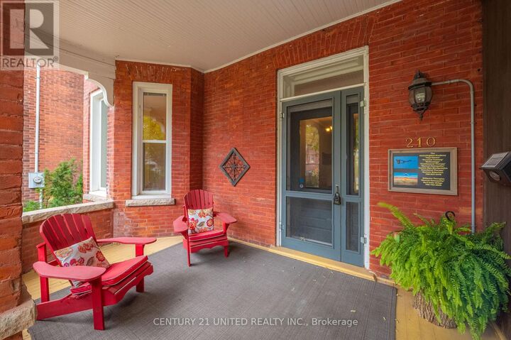 210 McDonnel Street  Peterborough (Town Ward 3) ON K9H 2V9 photo