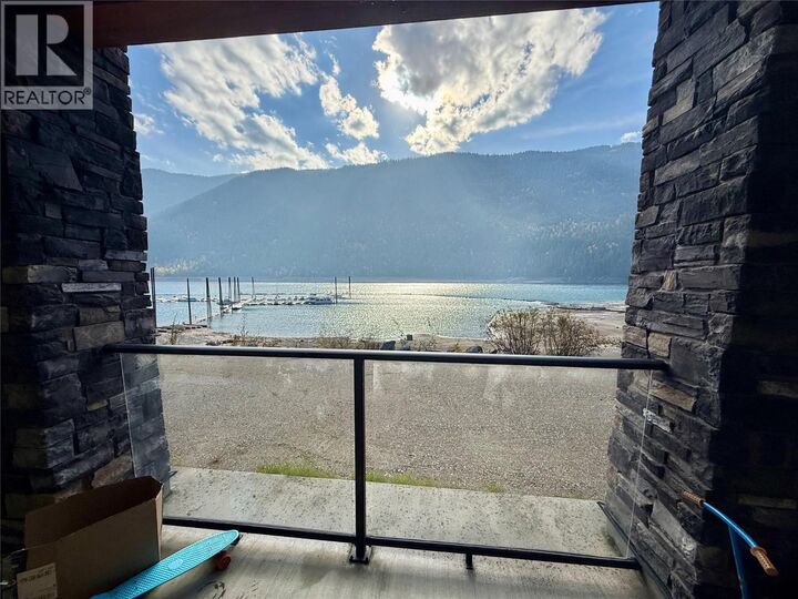 5570 Broadwater Road 113  Castlegar BC V1N 0A1 photo
